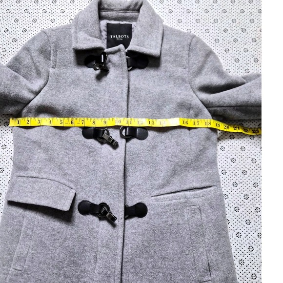 TALBOTS Petites Women's Grey Wool‎ Blend Toggle Coat Size 6P - Picture 4 of 8